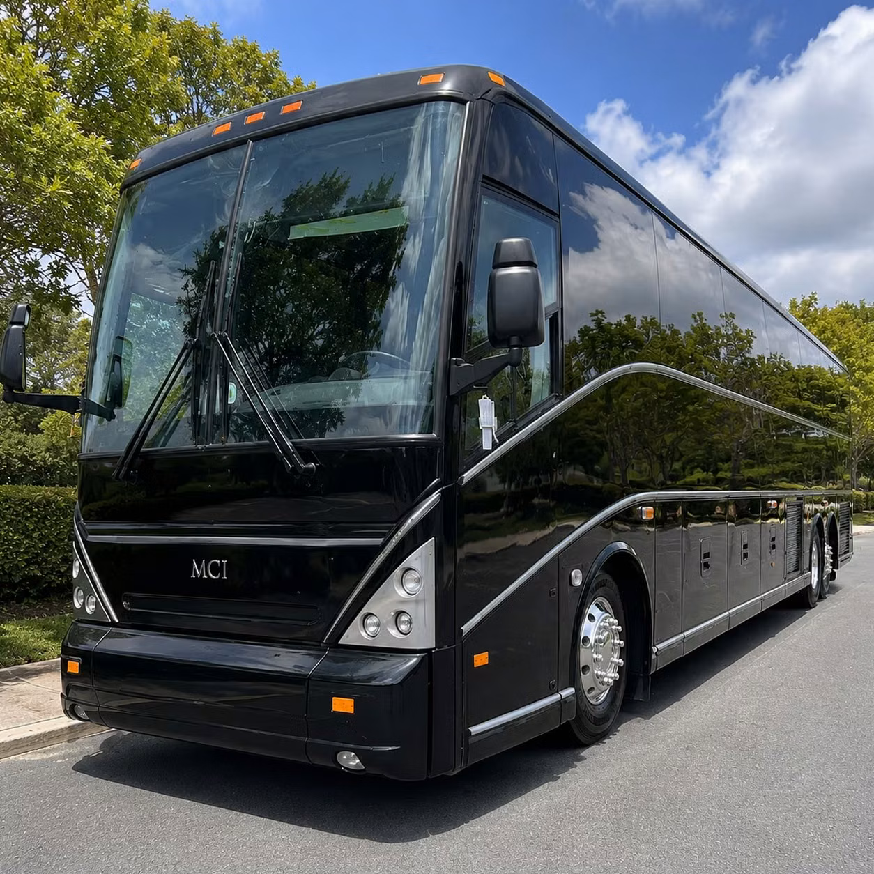employee shuttle services for buena park businesses and corporate campuses